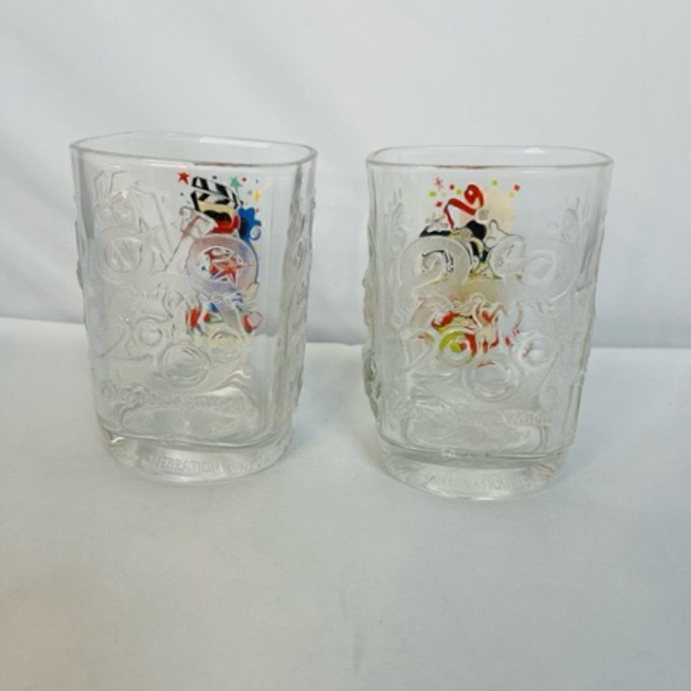 McDonalds Vintage 2000s Walt Disney World Mickey Mouse Kingdom Glasses Set Of 2. - Picture 4 of 7